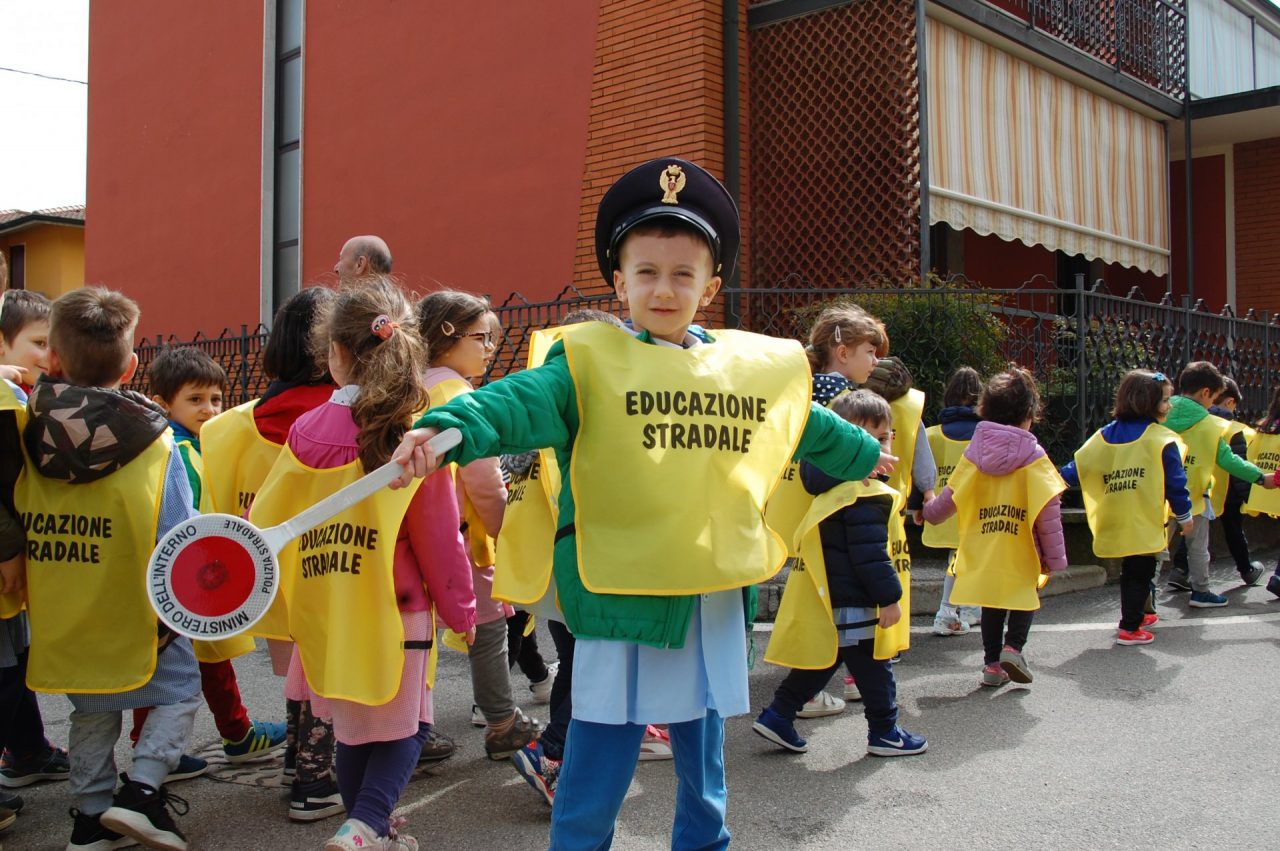 Educazione stradale all’asilo di Duomo
