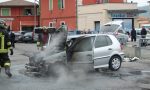 Va a fuoco l'auto panico a Rovato FOTO e VIDEO