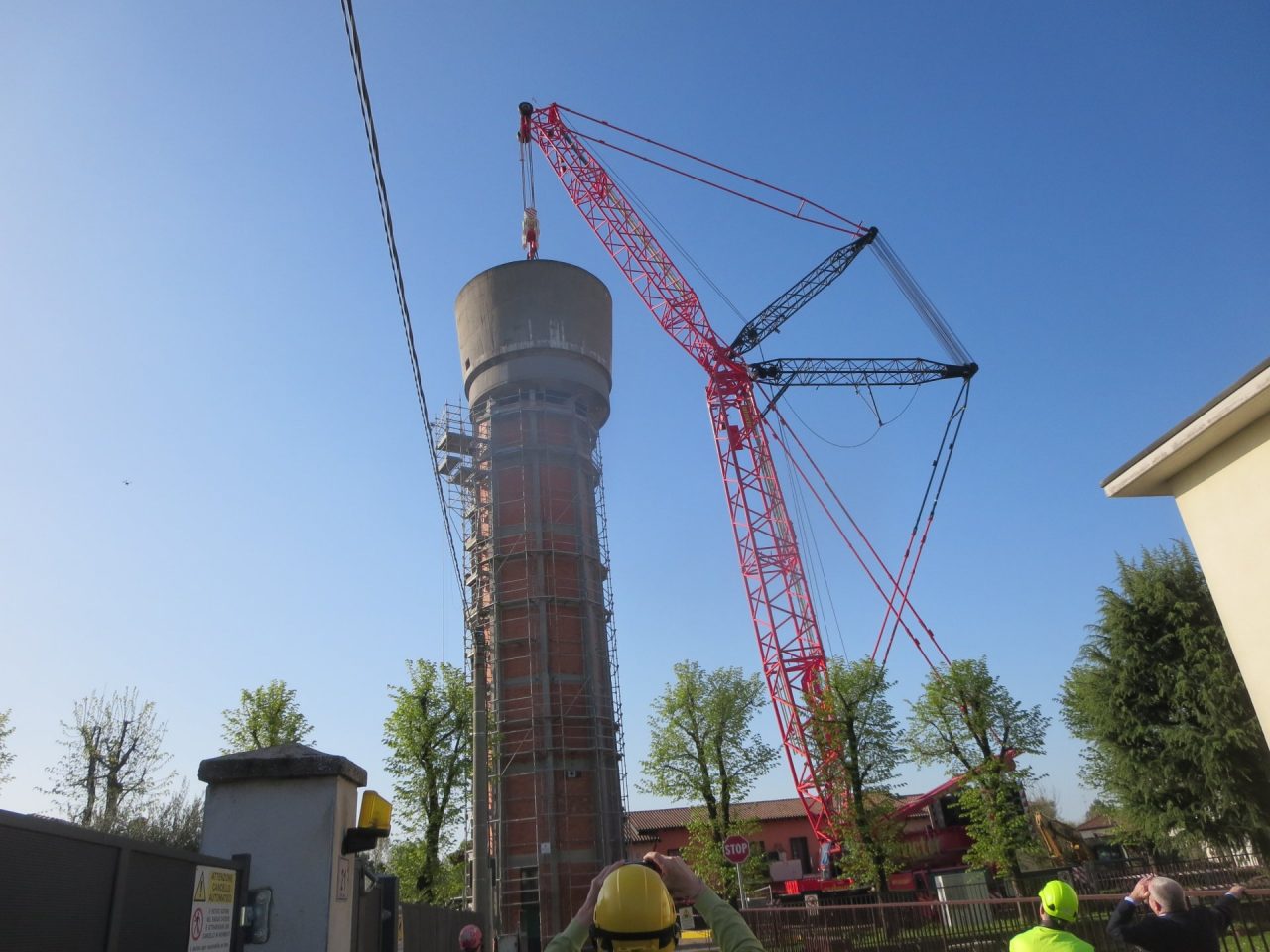 Smantellato il serbatoio