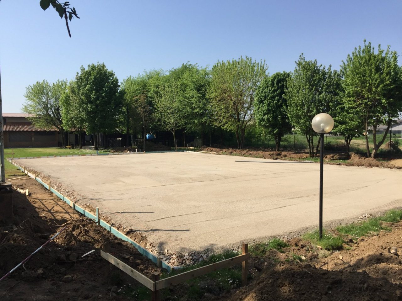 Donato un campo da gioco al parco Paolo VI di Manerbio