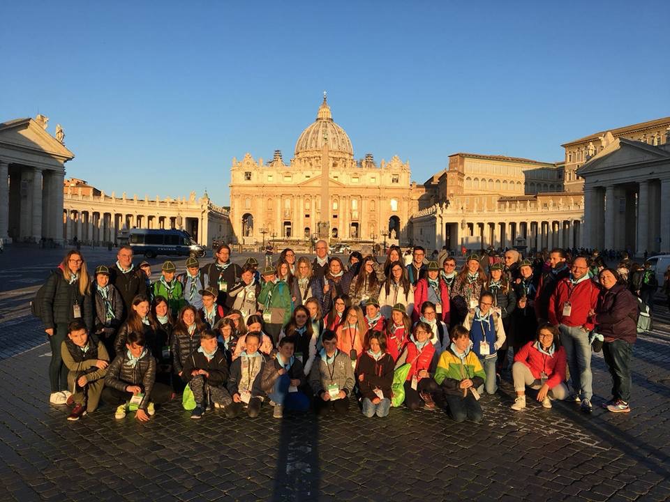 Giovani clarensi in udienza dal Papa