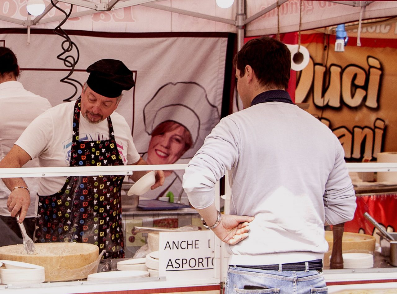 Il Mercato Europeo a Pasqua si farà o no? Problemi di fede e sicurezza