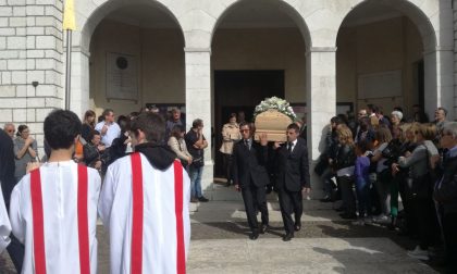 Addio a Stefania Cavagna, il funerale oggi