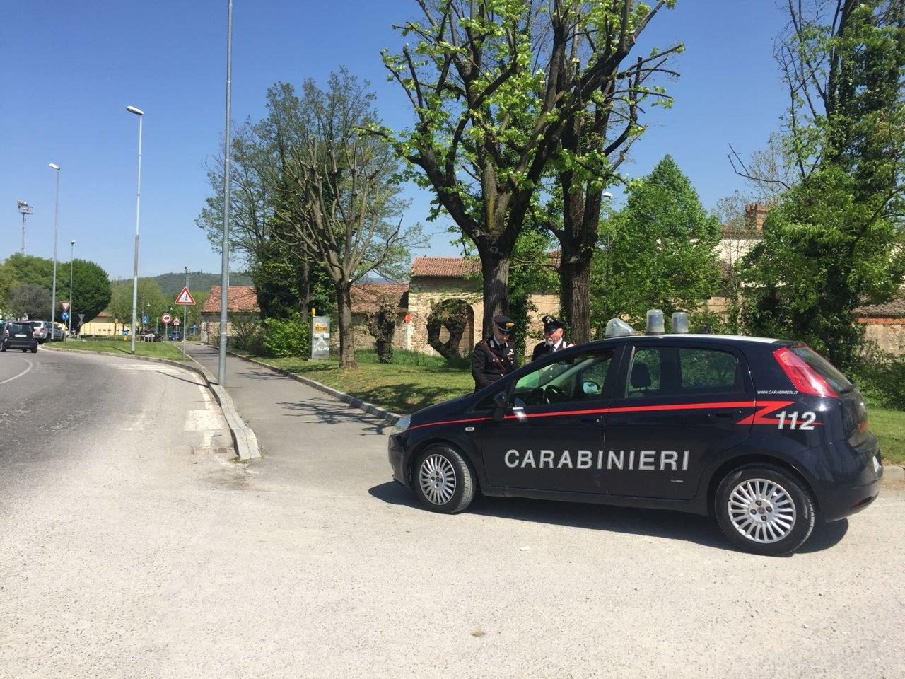 Tenta di rubare nell’appartamento di un Carabiniere