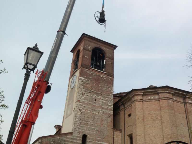 Parte il restauro della campane: Ghedi si ferma con il naso all’insù FOTO