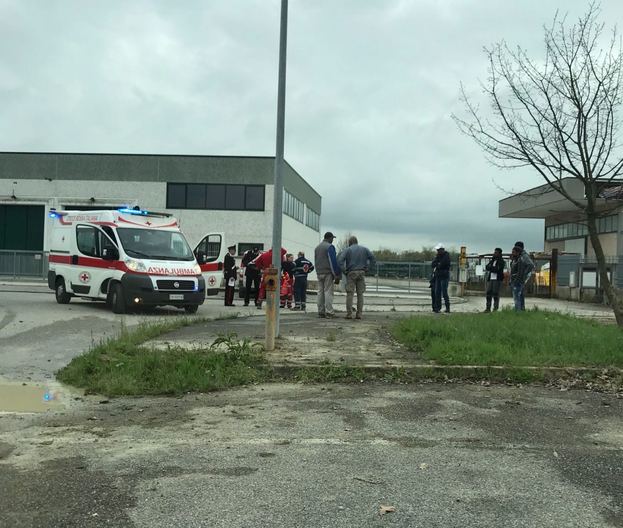 Scoppio in azienda, arriva l’elicottero