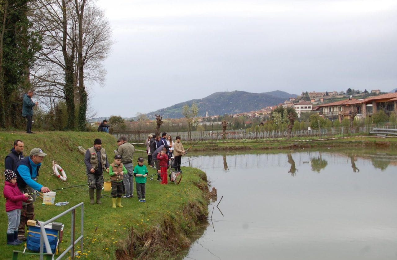 Raduno di pesca col Fishing club adrense