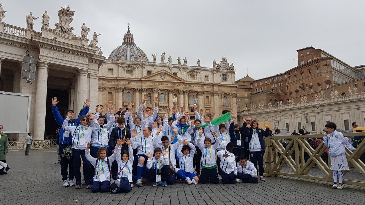 I ragazzi della Feralpisalò in Vaticano
