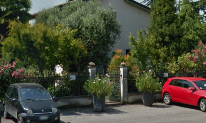 Rapina in villa a Ghedi: via con 10mila euro grazie allo spray urticante