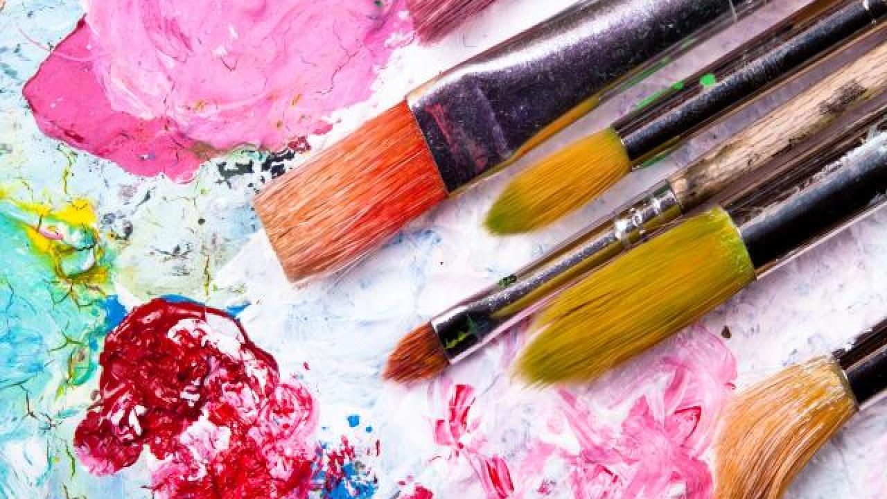 Mostra di pittura  a Iseo per “capire le donne”
