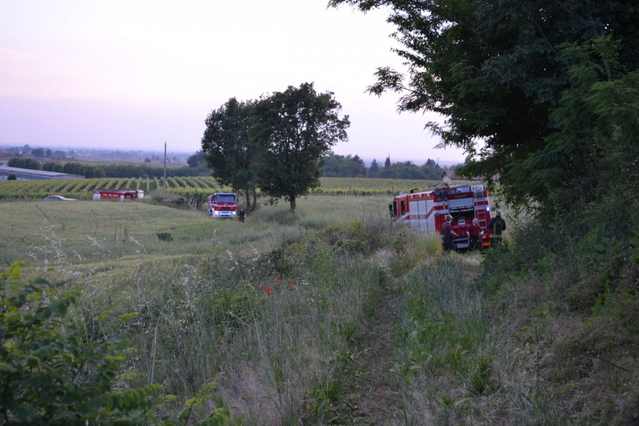 Rogo in una cascina disabitata ad Adro
