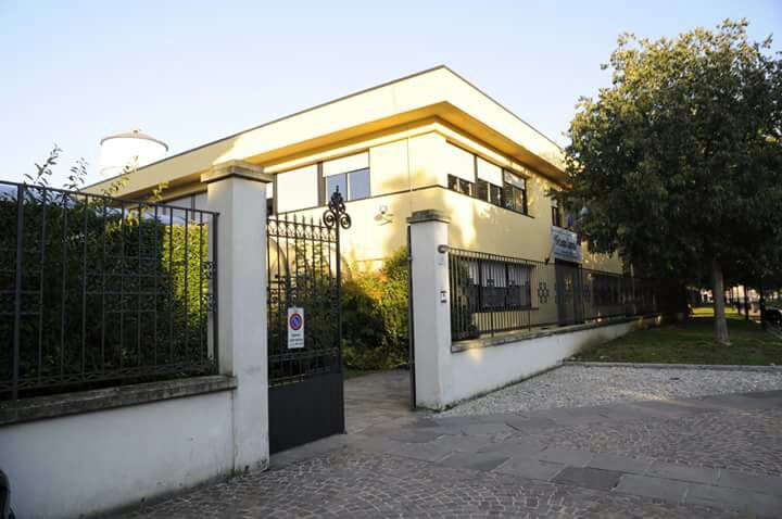 Intossicazione di sette ragazze al Capirola di Leno