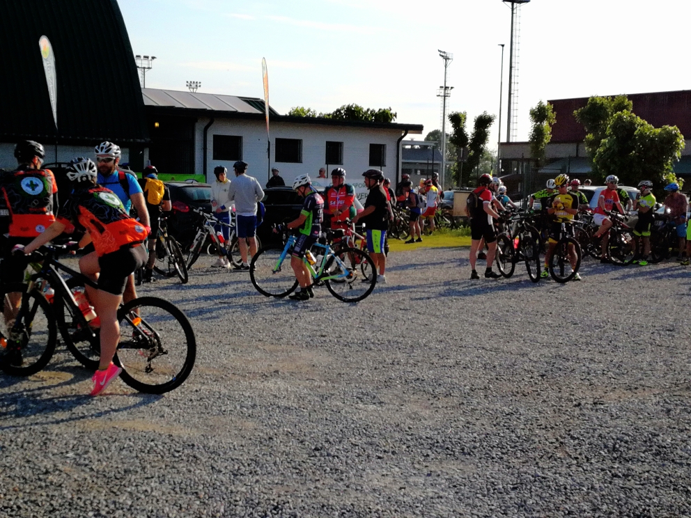 Cento chilometri e dieci castelli, la biciclettata culturale di Orzinuovi