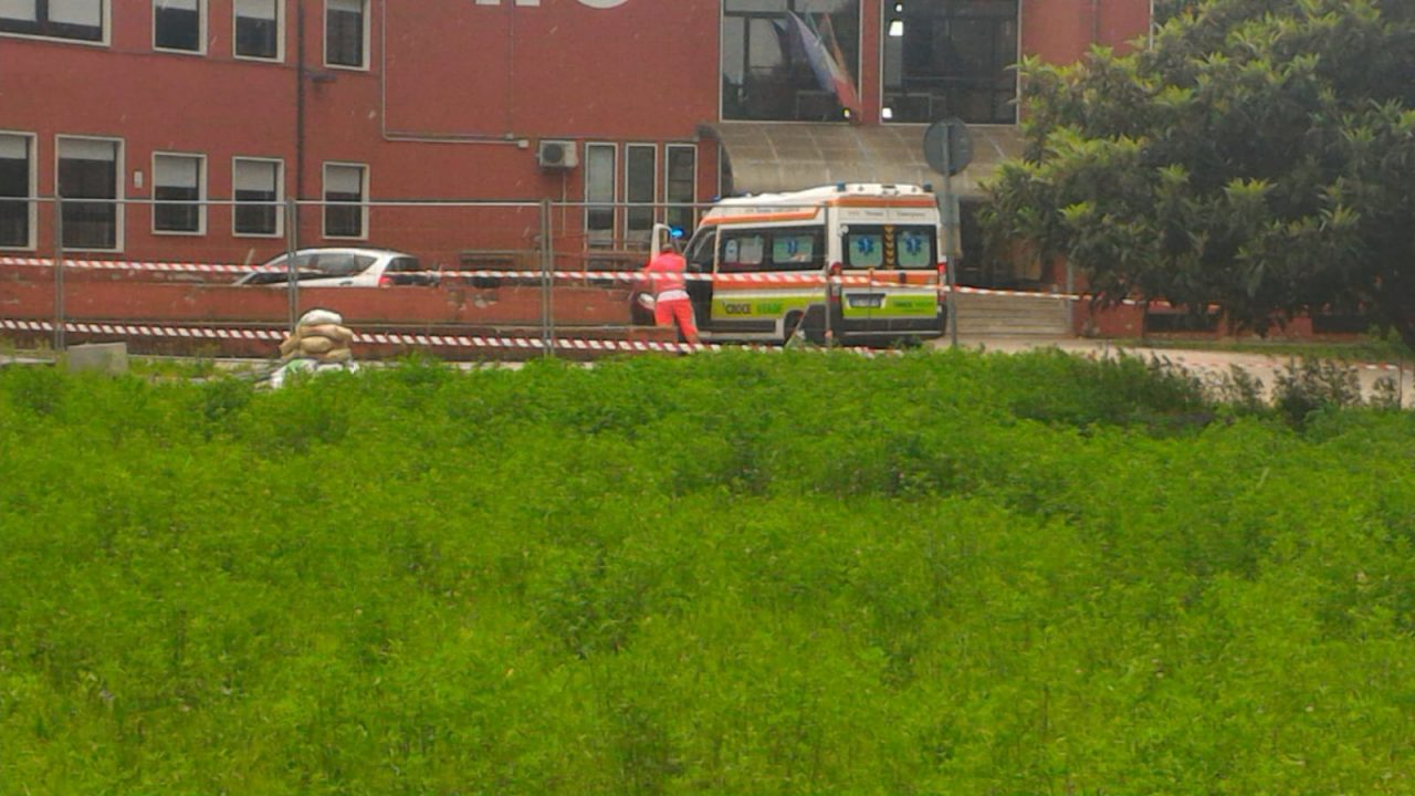 Spray urticante a scuola aggiornamenti