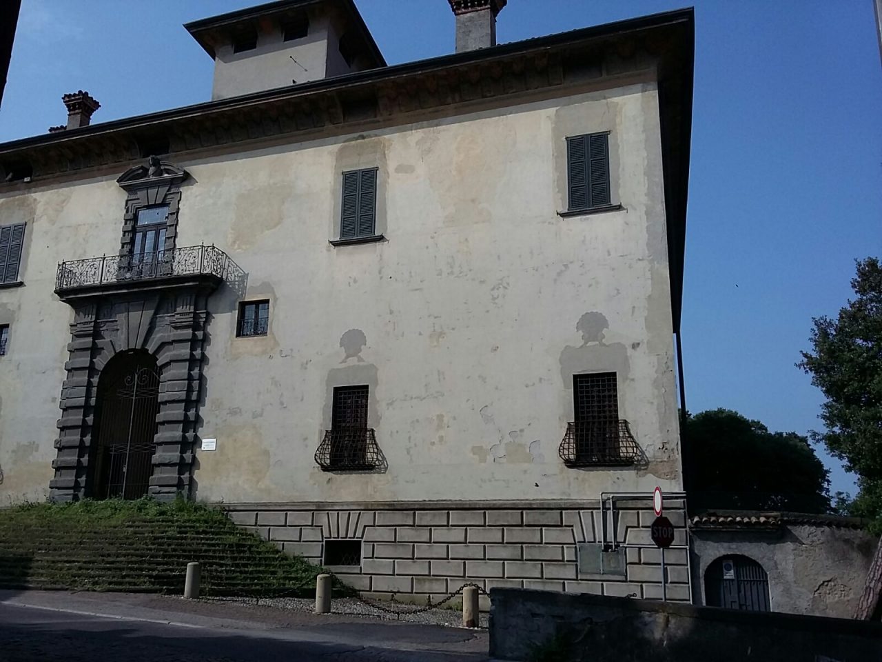 Piscina abusiva Il Consiglio di Stato blocca la demolizione