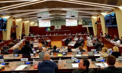 Regione Lombardia, l’autonomia torna in primo piano LA DIRETTA