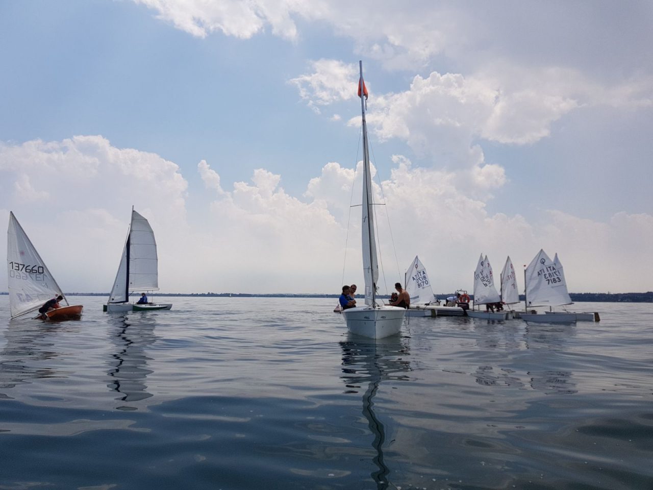 Regata delle Rose rimandata. Solo qualche giro panoramico LE FOTO