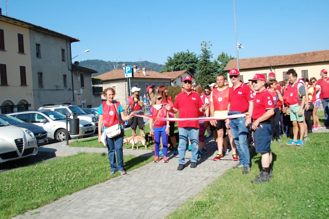 Camminata insieme con la Cri a Erbusco