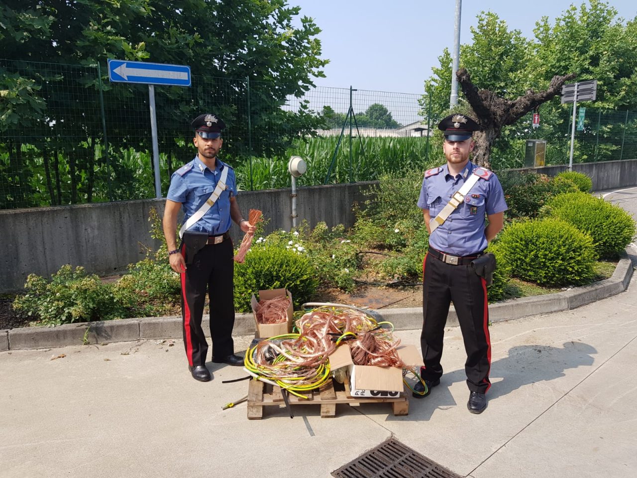 Rubava rame nella ditta di Orzinuovi dove lavorava