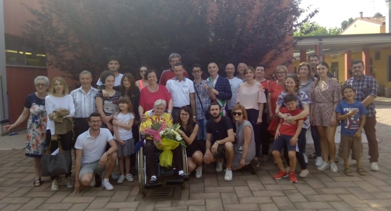 Grande festa per i 106 anni di Emilia Rosa Freato