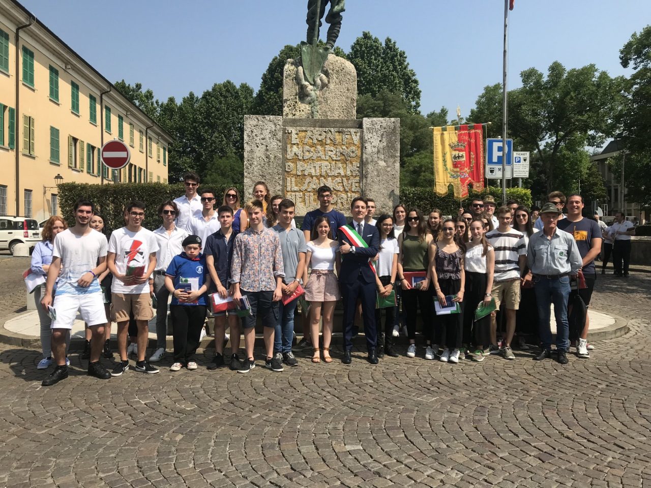 Consegnata Costituzione ai diciottenni di Chiari FOTO E VIDEO