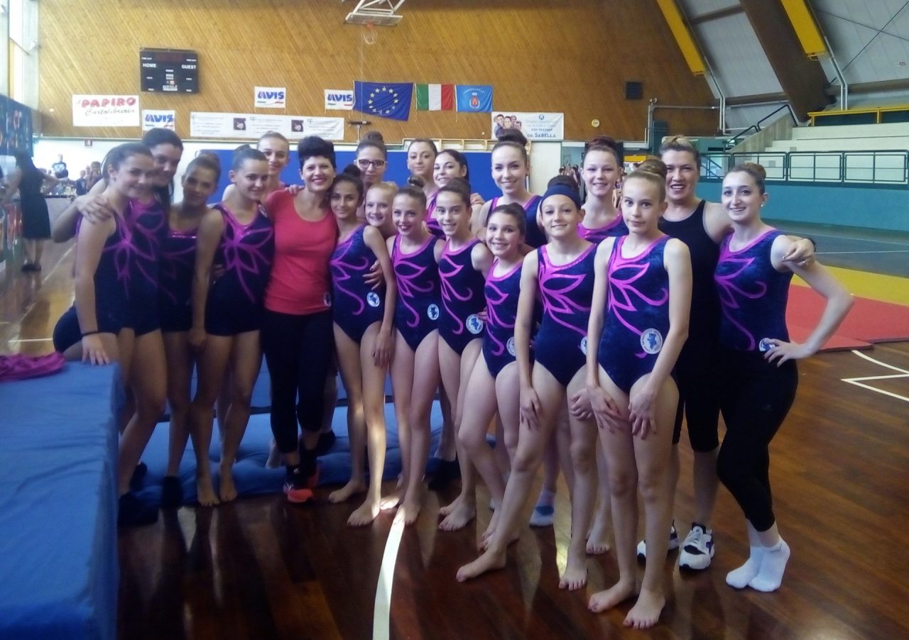 Oltre 100 ginnaste incantano il palazzetto dello sport di Ghedi