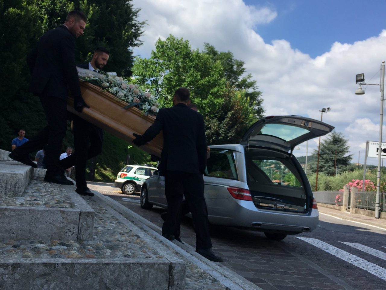 Ultimo saluto alla maestra Laura Ambrosi