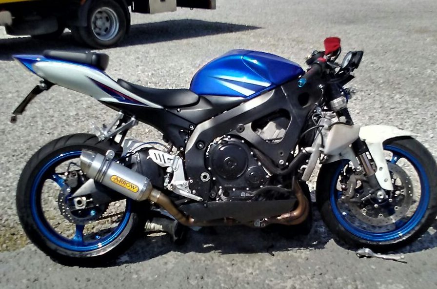 Doppia caduta dalla moto, ieri sera a Iseo