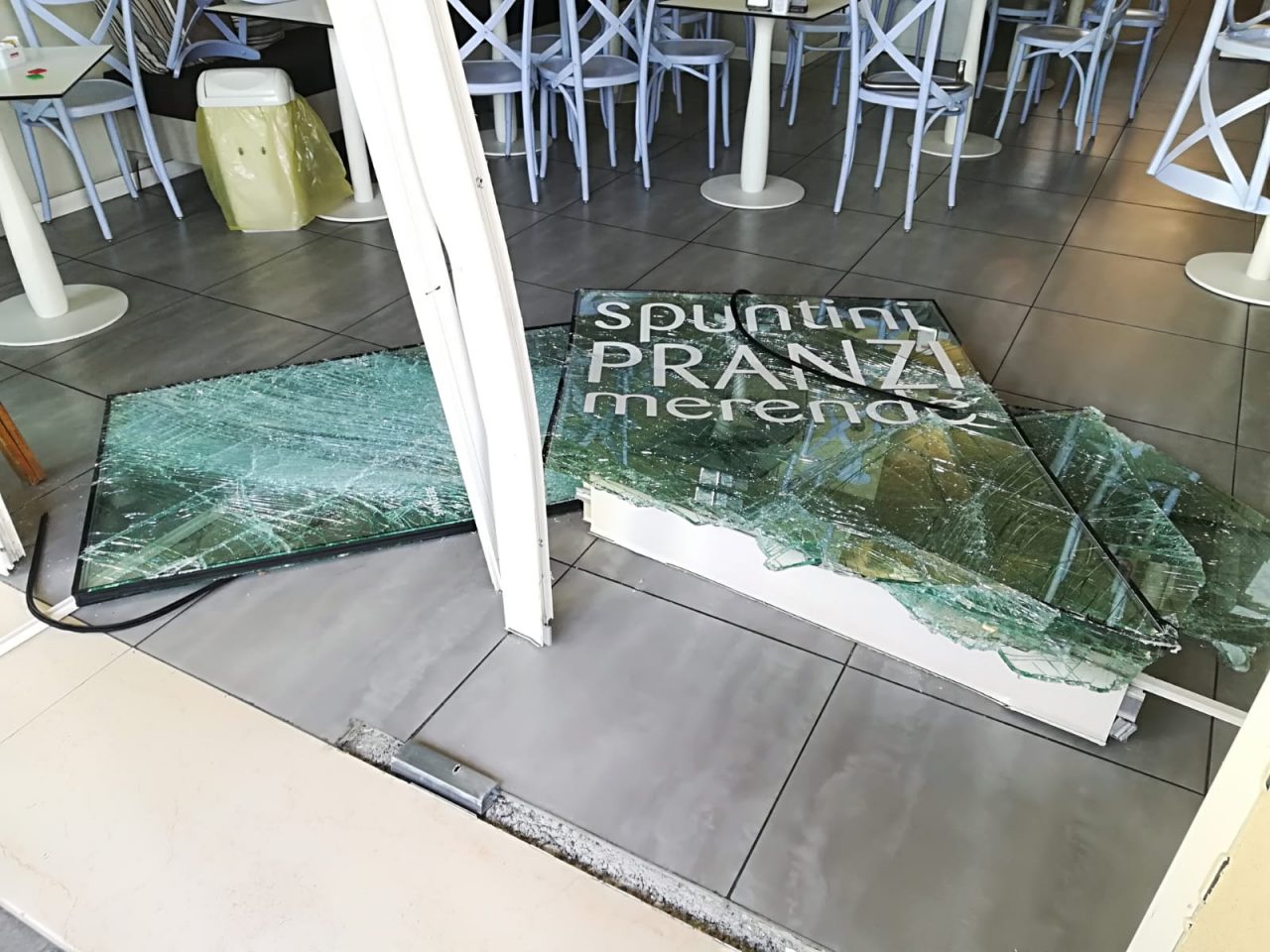 Spaccata notturna al bar Tre Moretti di Castegnato