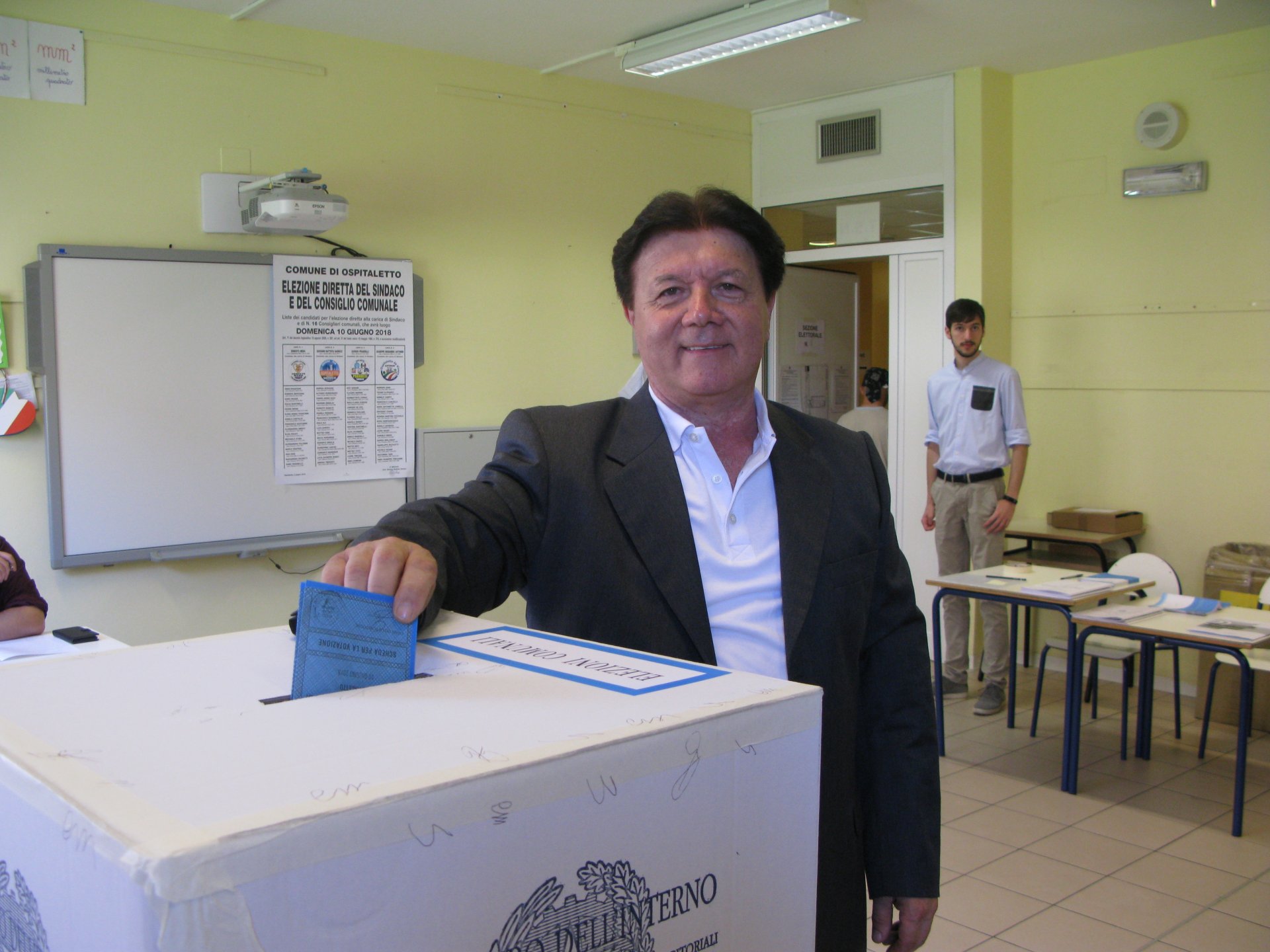 comunali Ospitaletto - Il candidato sindaco Ernesto Mena - tutti assieme per Ospitaletto