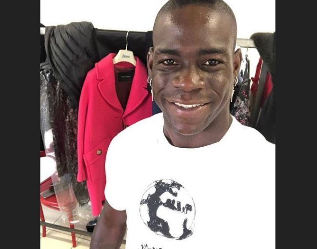 Aquarius migranti: manifestazioni Brescia a Como, Balotelli su Pontida