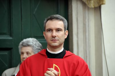 Pedopornografia, monsignor Capella condannato a 5 anni