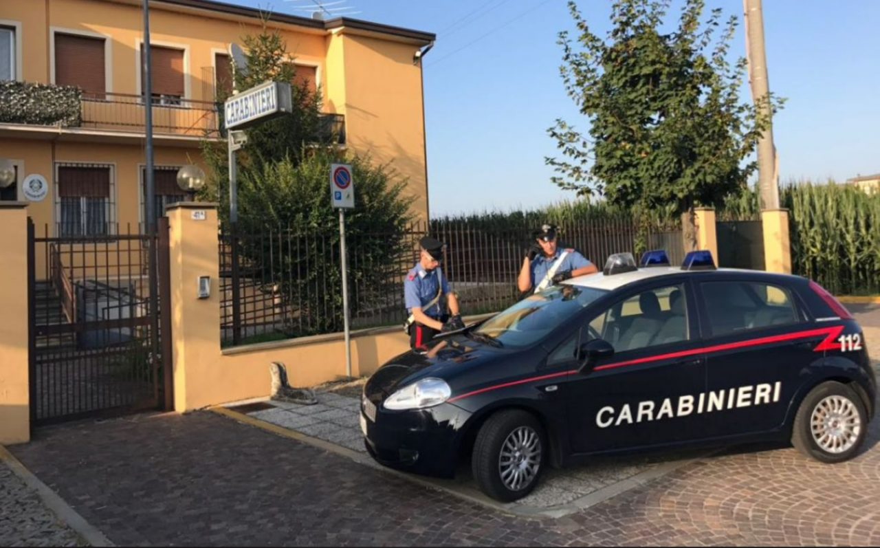 Giovane arrestata dopo un furto a Lograto