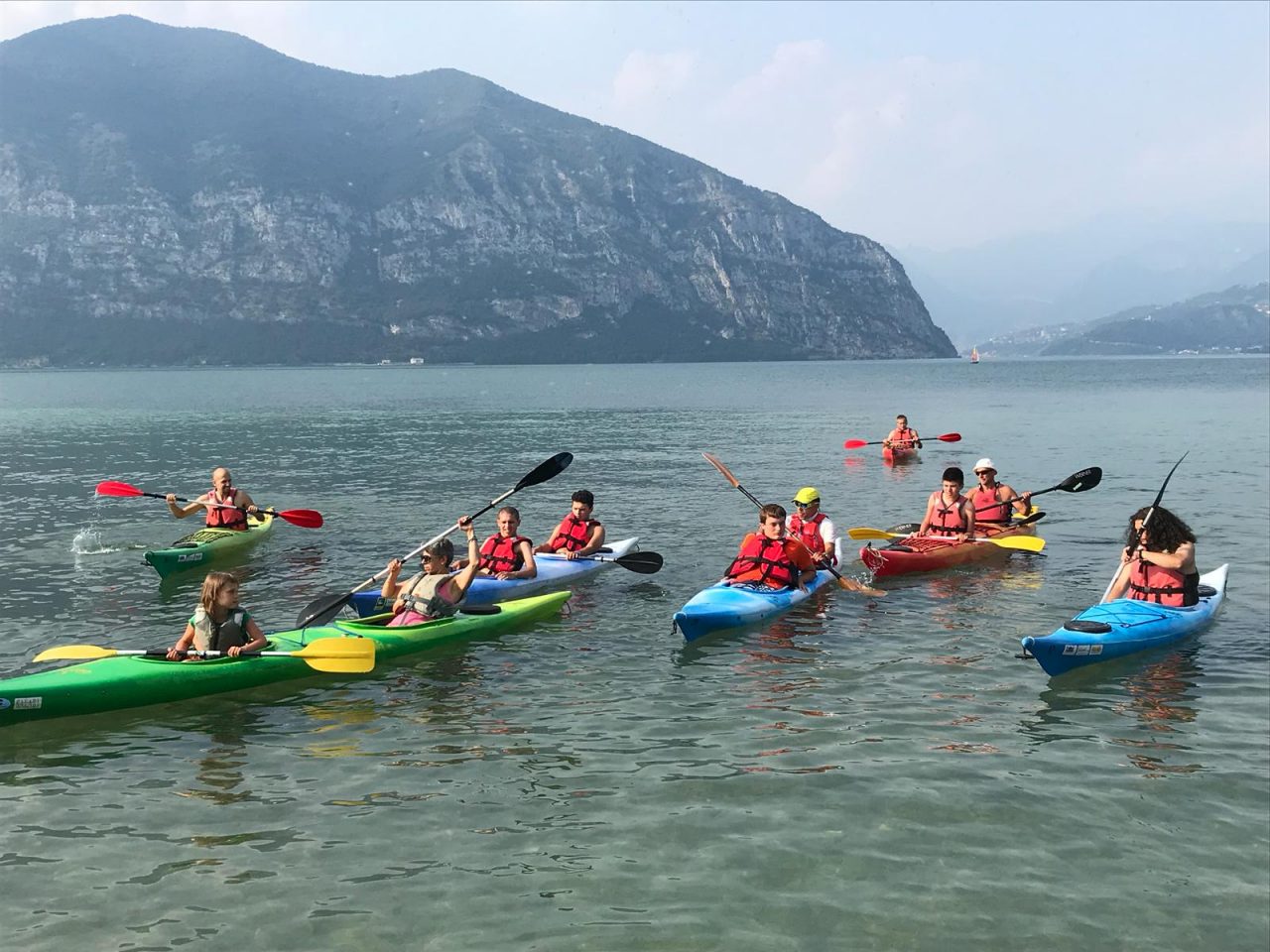 Tutti in acqua al Sassabanek con il sollevatore