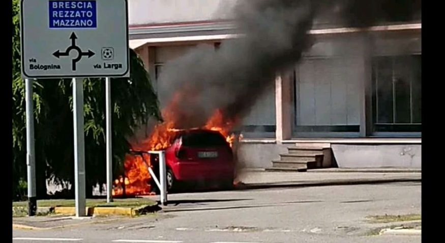 Auto in fiamme a Bedizzole ieri: tutti i dettagli e IL VIDEO