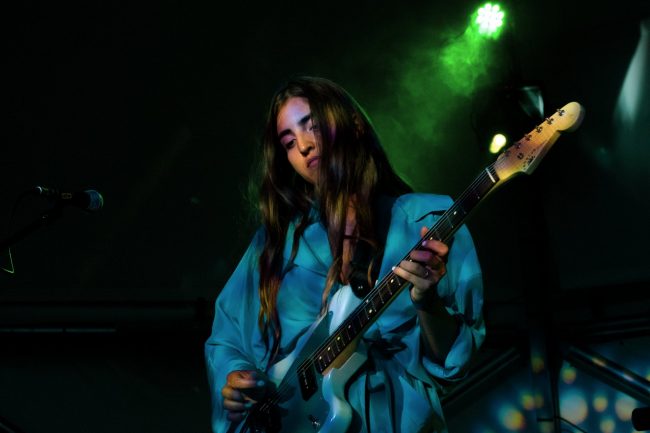 Joan Thiele, da Desenzano porta la sua musica in giro per il mondo