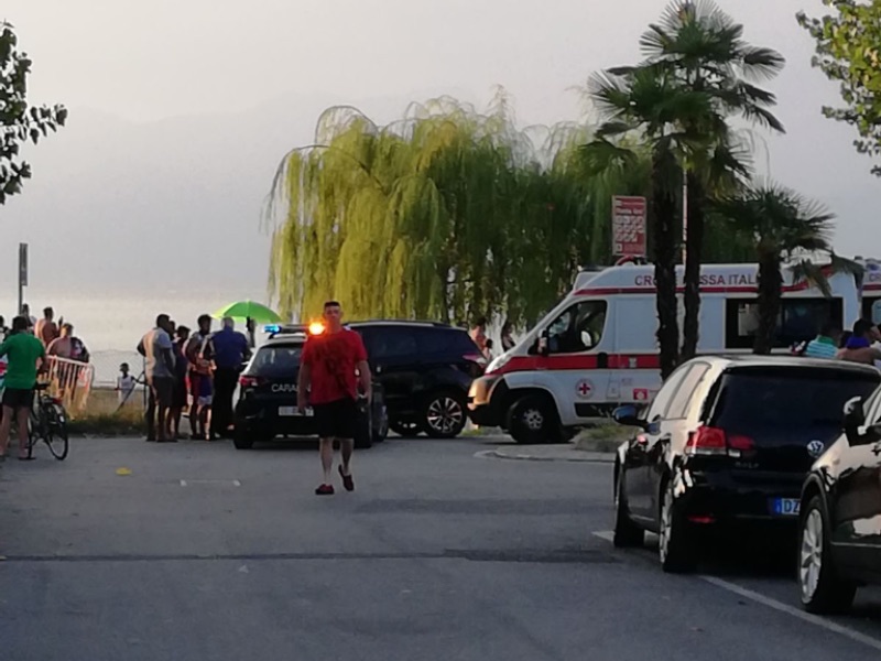 Malore in acqua a Punta Grò, muore sessantasettenne