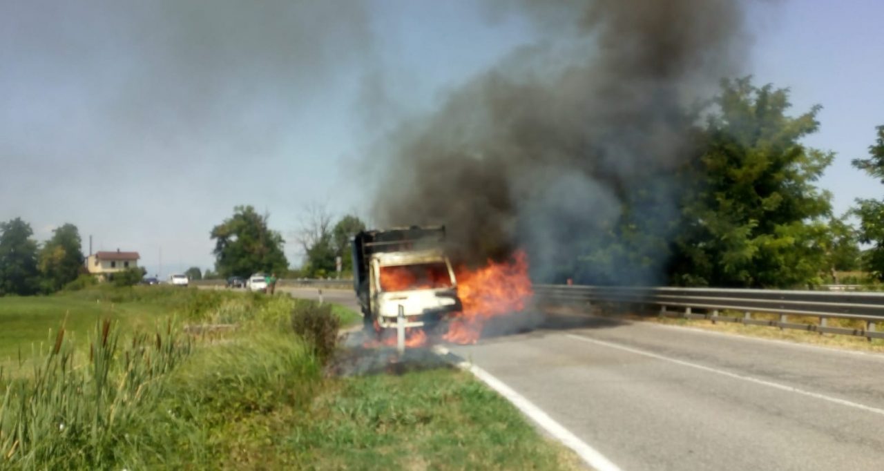 Paura a Remedello: due incendi nello stesso pomeriggio