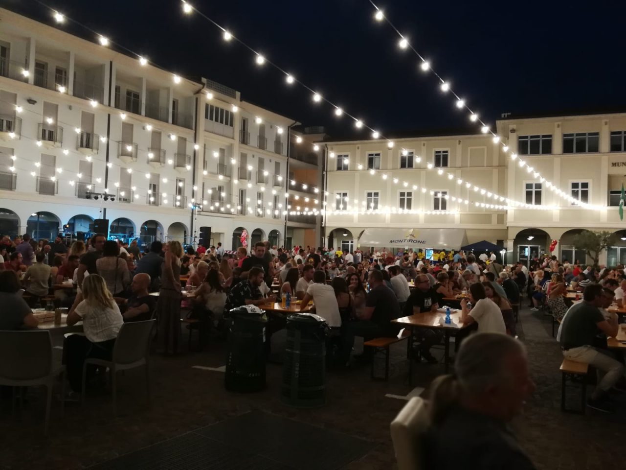 A Montirone festa Pà e salàm da record