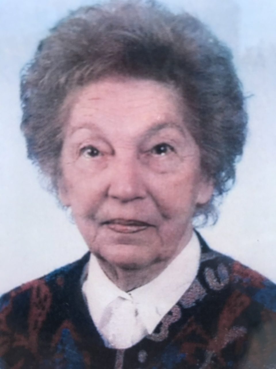 Oggi l’addio alla maestra Paola Azzini a Verolanuova