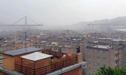 Crolla ponte autostradale a Genova, decine di morti