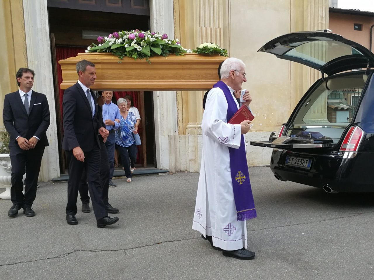 L’ultimo saluto alla trentaduenne Eliana Scaramuzza