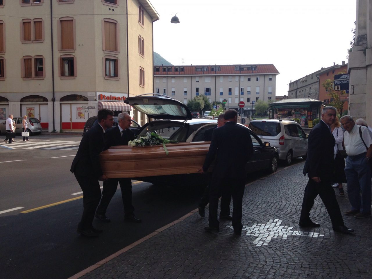 Addio a “mamma Rimbalzello”, aveva gestito la famosa discoteca di Salò