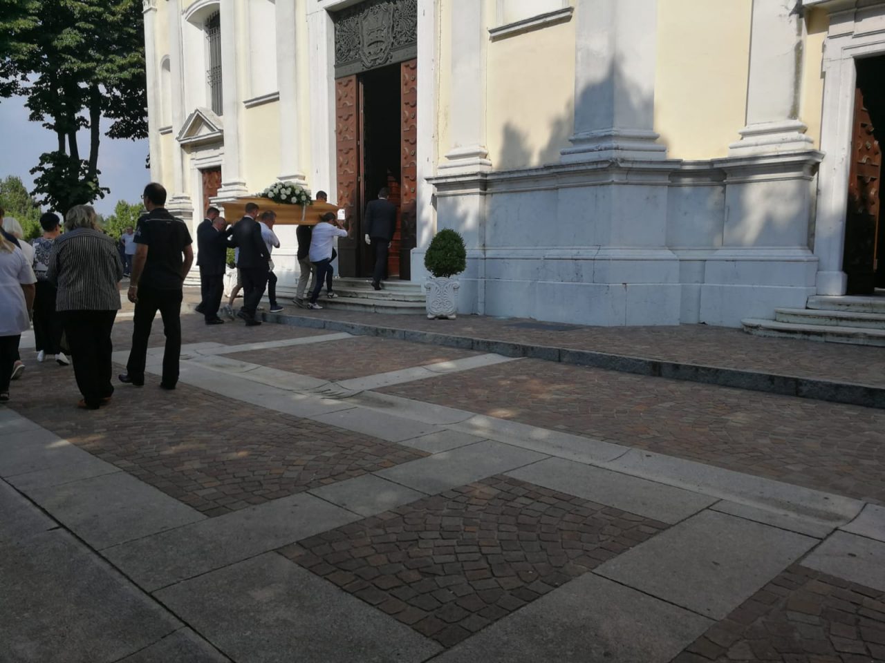 L’ultimo saluto di Quinzano a Claudio Maggi