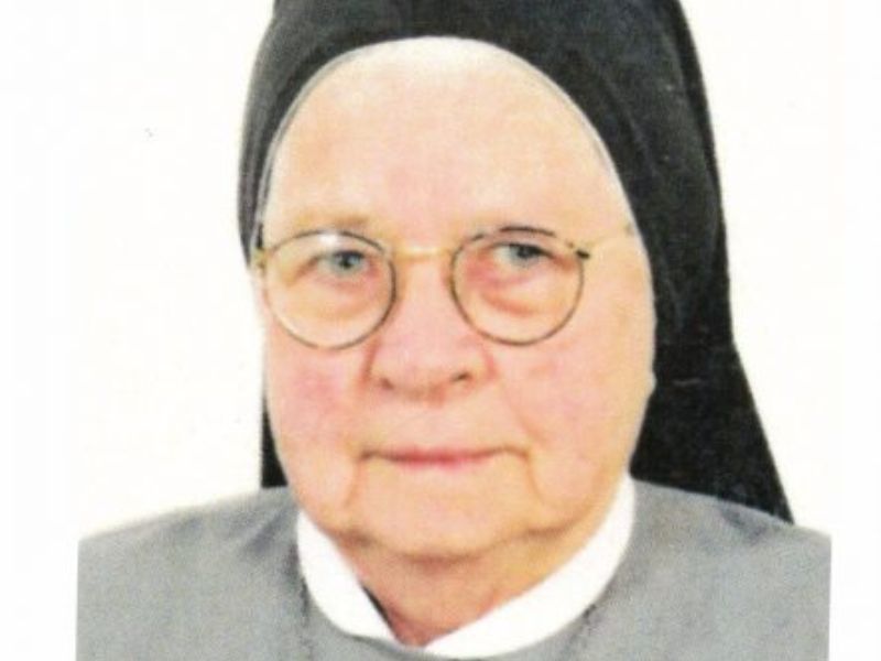 Gardone Riviera piange la scomparsa di Madre Bettina Mariani