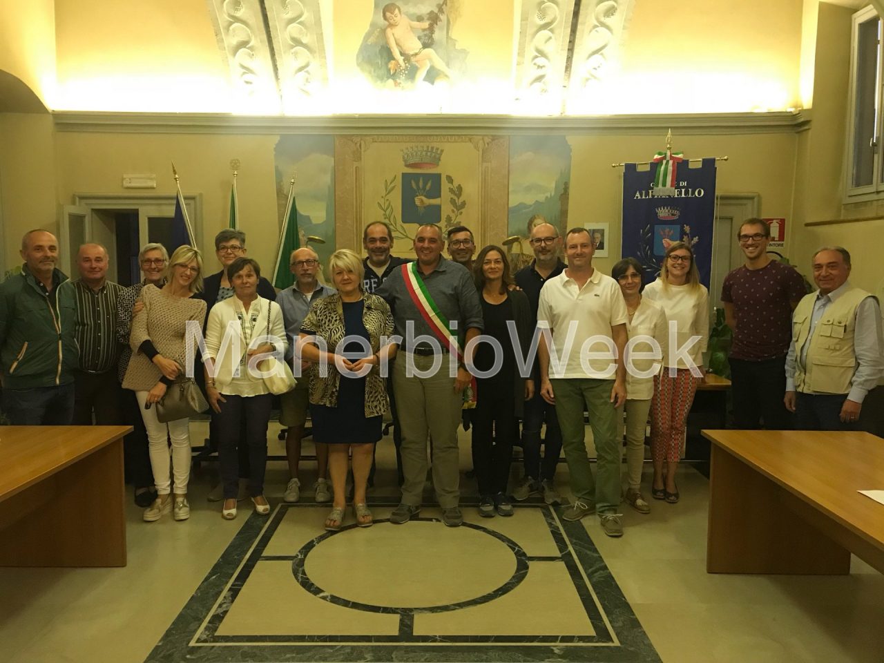 La cuoca Antonia va in pensione e Alfianello la ringrazia