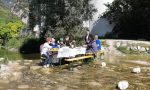 Un pranzo nel... letto del fiume