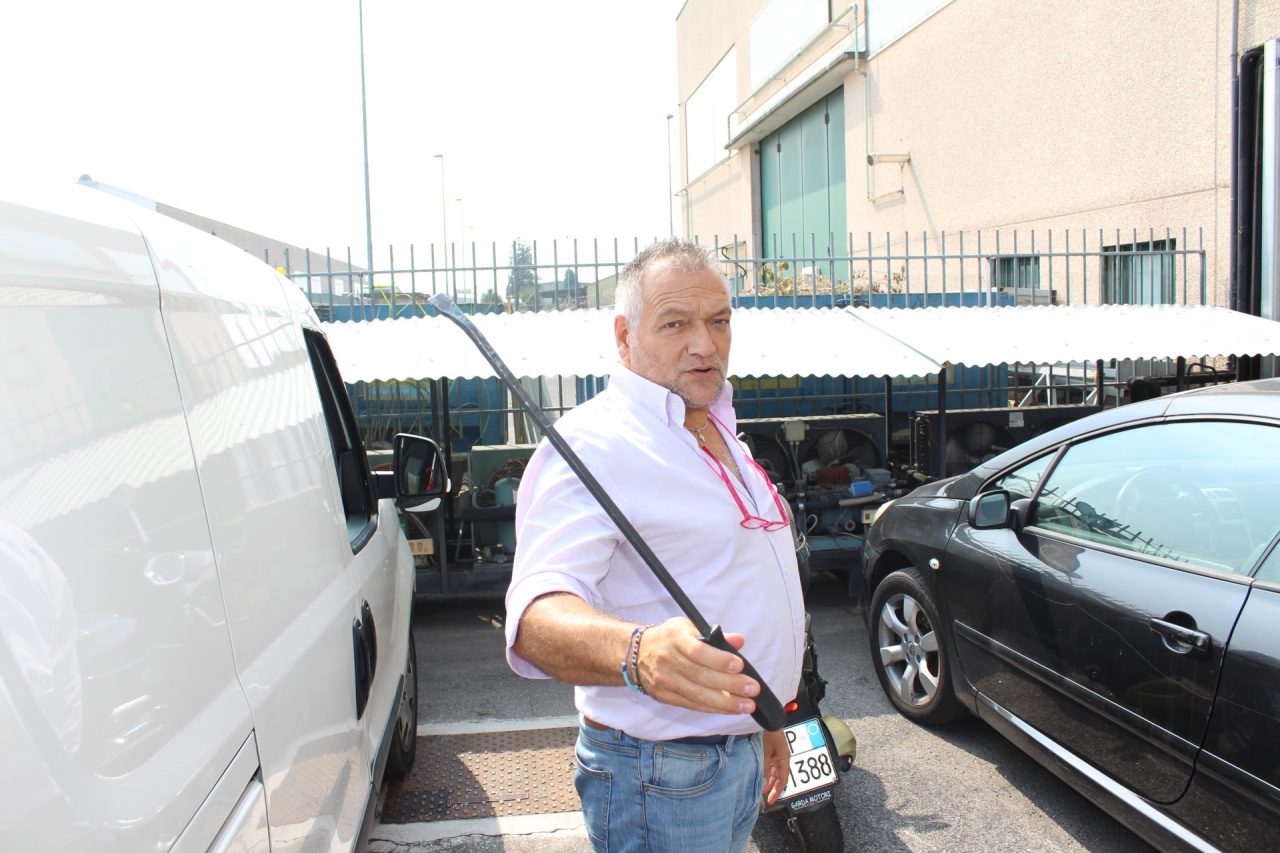 Dorme in azienda e sventa l’ottavo furto. “Ho avuto paura per mia figlia”