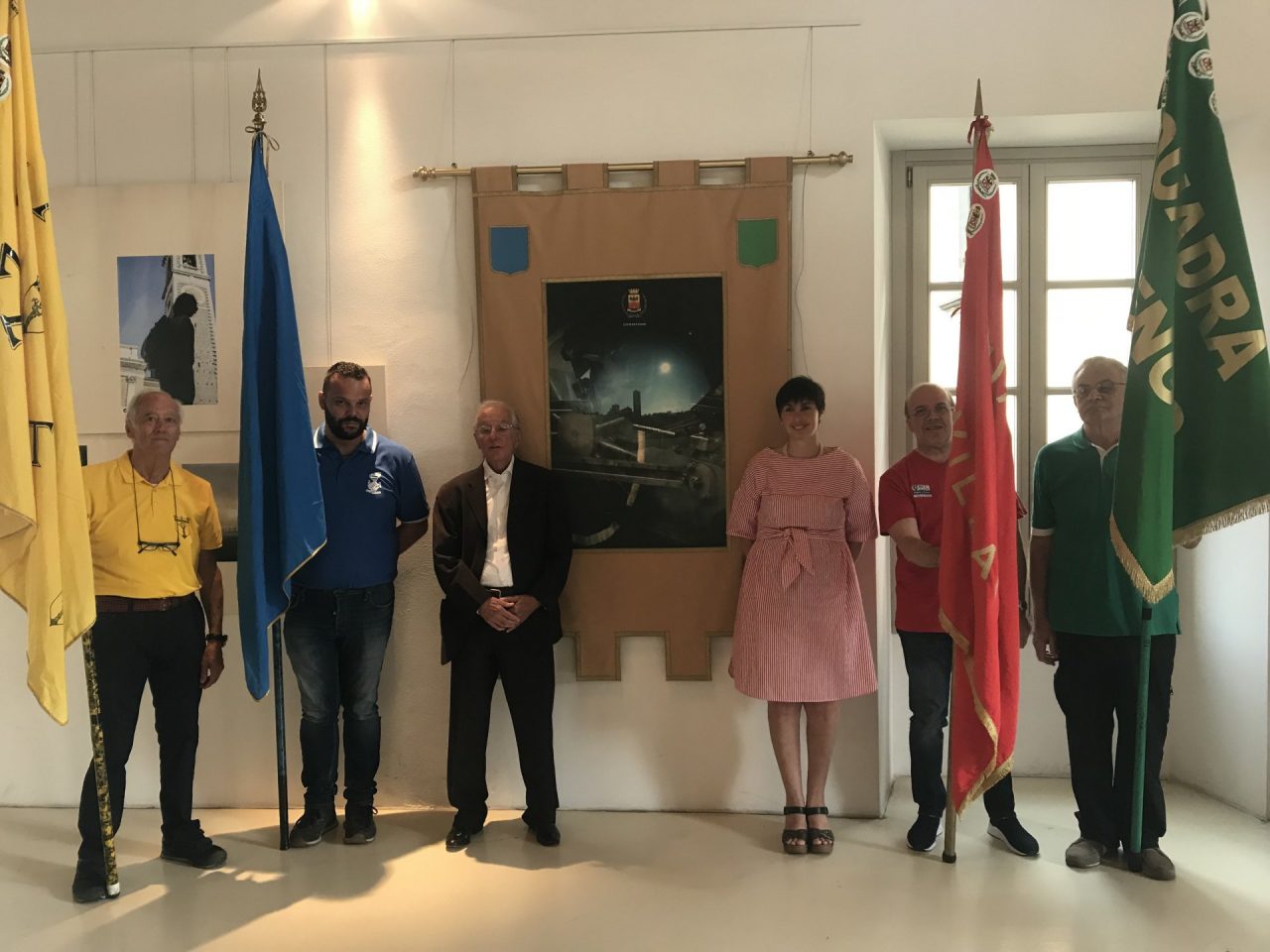 Presentato drappo delle Quadre firmato dal clarense Enio Molinari