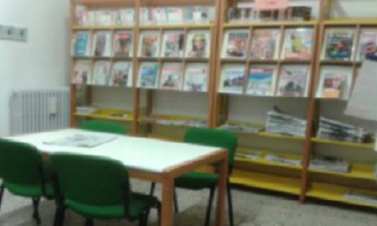 I ghedesi “salvano” la biblioteca dopo lo stop ai giornali